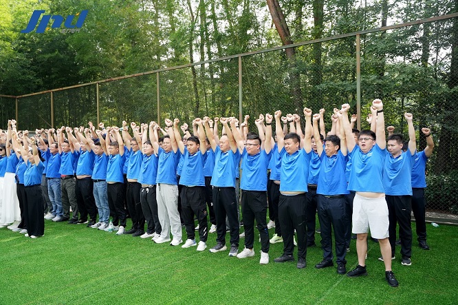 1762233280105931.jpg 1762233280105931.jpg