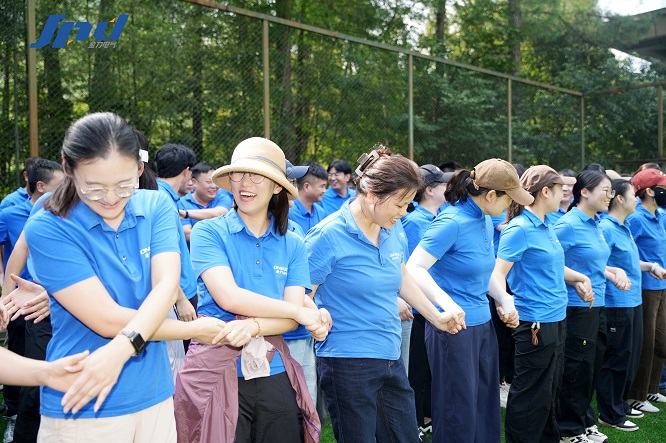 1762233423313986.jpg 2.jpg